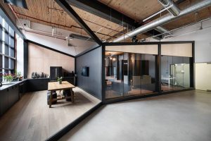 Penerapan Konsep Gaya Interior Industrial Pada Kantor